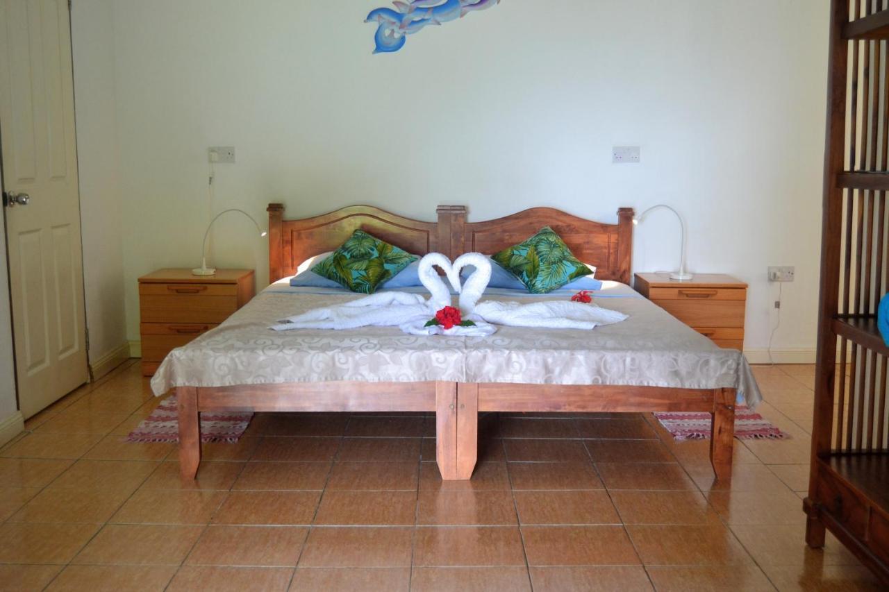 Hotel The Beach House à Beau Vallon  Extérieur photo