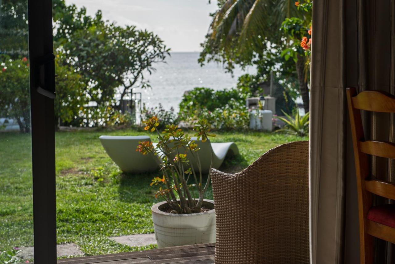 Hotel The Beach House à Beau Vallon  Extérieur photo