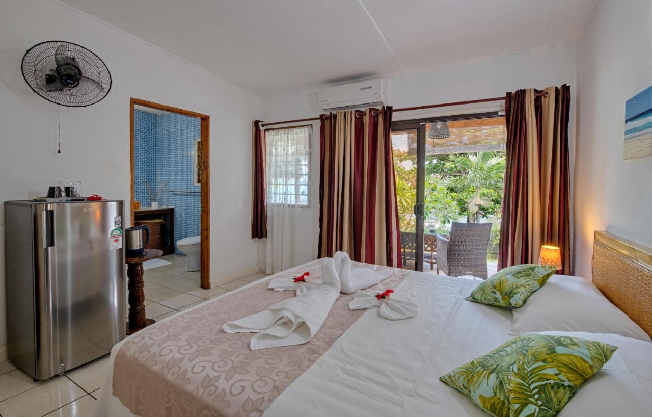 Hotel The Beach House à Beau Vallon  Extérieur photo