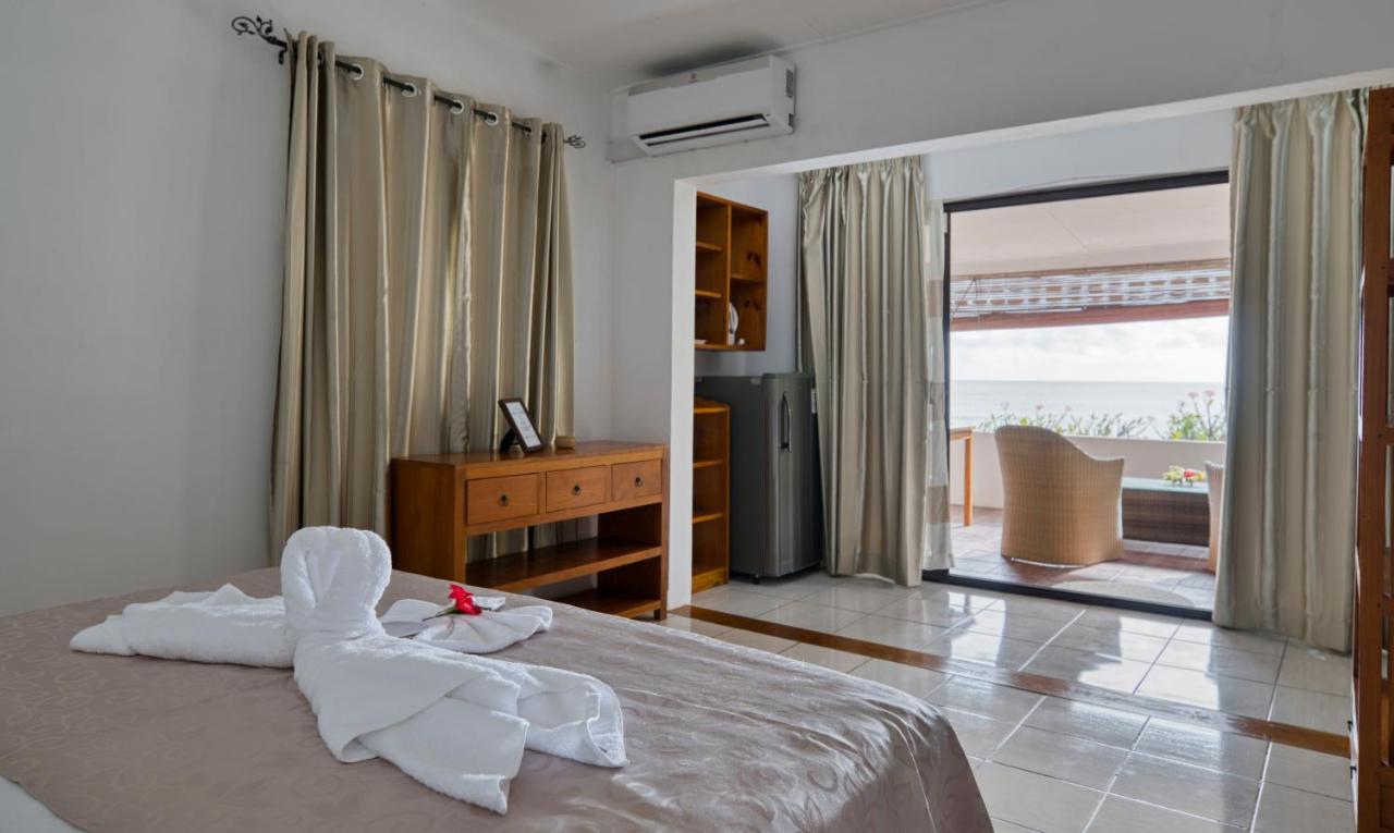 Hotel The Beach House à Beau Vallon  Extérieur photo